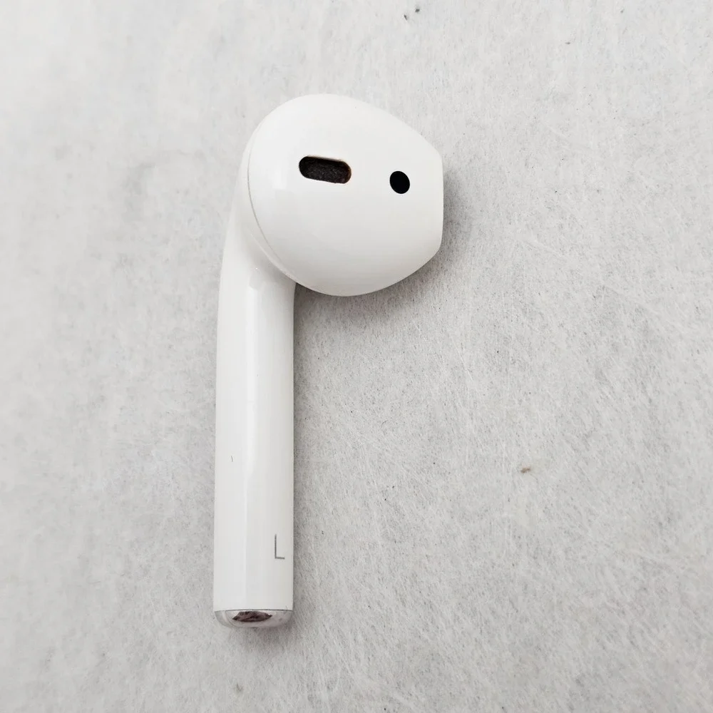 Apple Charging Case for AirPods 1st/2nd Gen. - A1602 + Working Left Air Pod